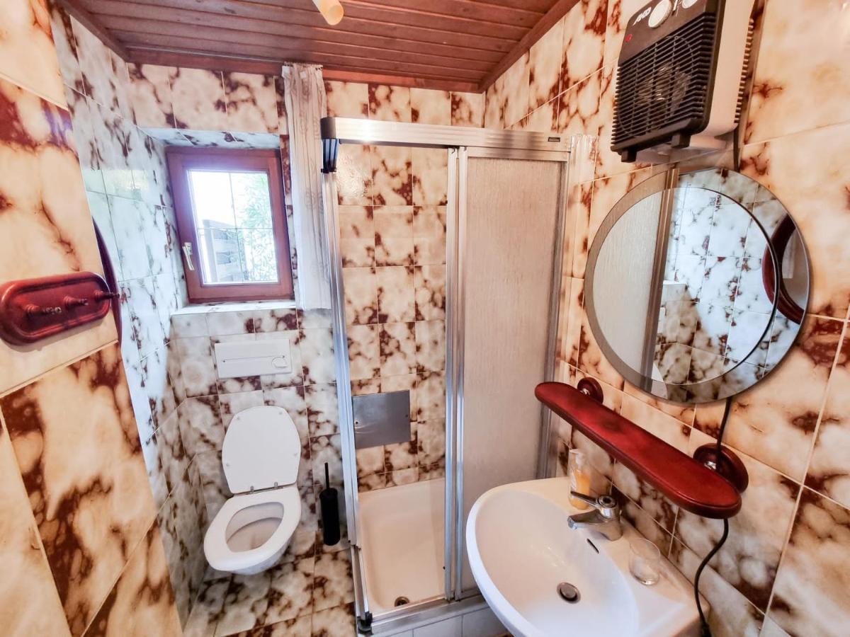 Ruhige Wohnung Mit Schoenem Eigengarten In Seeboden Am Millstaettersee Екстериор снимка